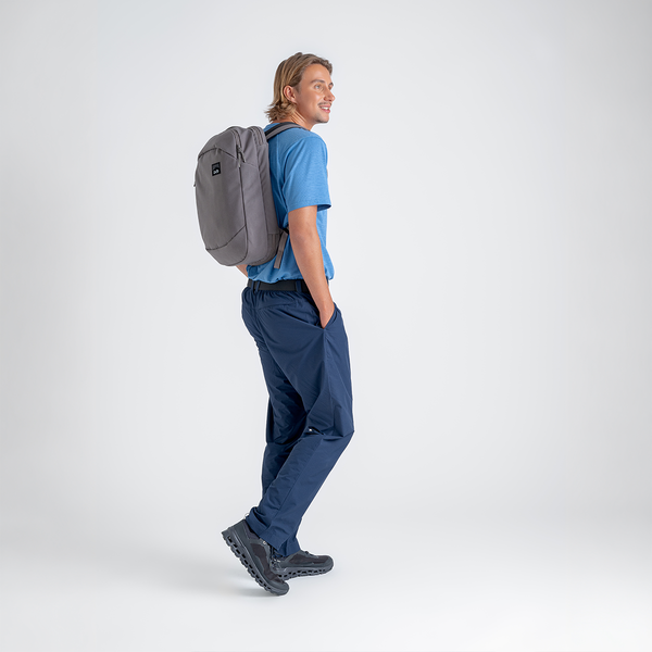 Monda 20l Everyday Backpack — Black